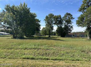 219 McClung Ave, West Mineral, KS 66782