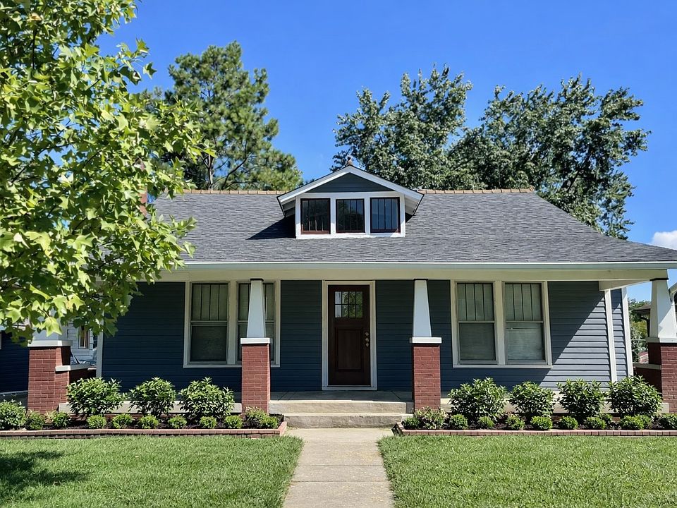 1st image of 1027 W Eastland Ave