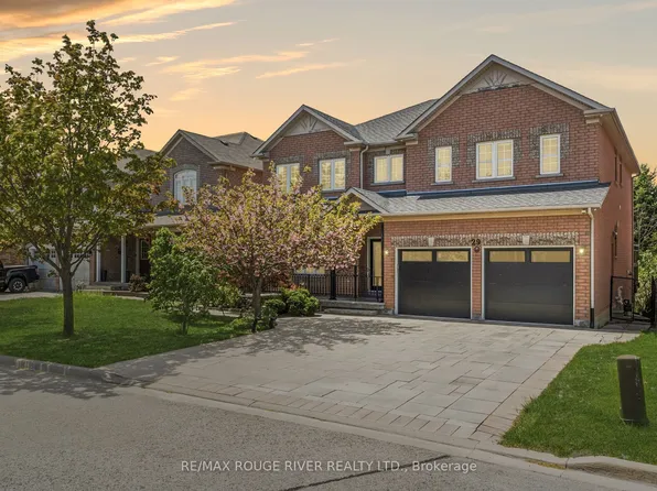 29 Sheldon Dr, Ajax, ON L1T 4K7