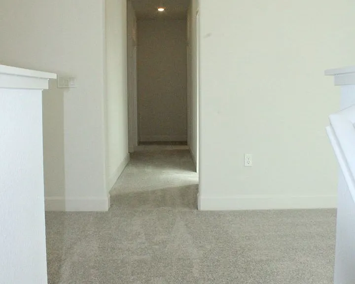 405 Mystic Ln — Photo 12