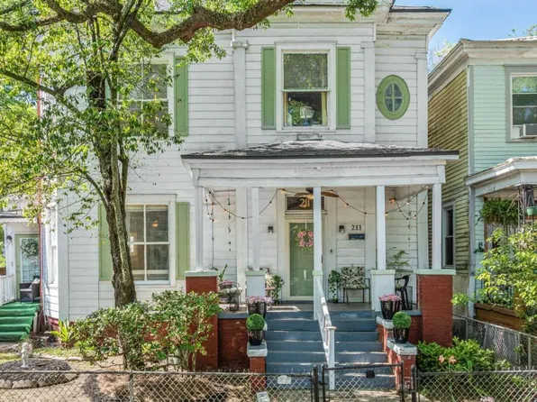 211 W 34th St, Savannah, GA 31401