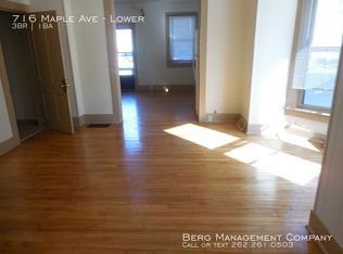 716 Maple Ave, Waukesha, WI 53186