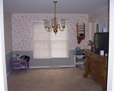 4th image of 1203 Wickford Pl