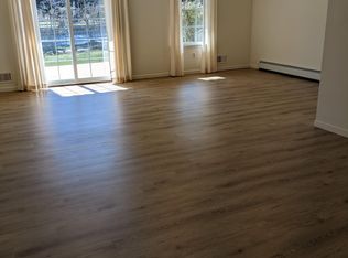 25 Apple Dr, Spring Lake, NJ 07762