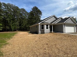 69 Currioman Dr, Montross, VA