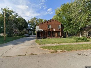 1624 N Water St APT 1, Decatur, IL 62526