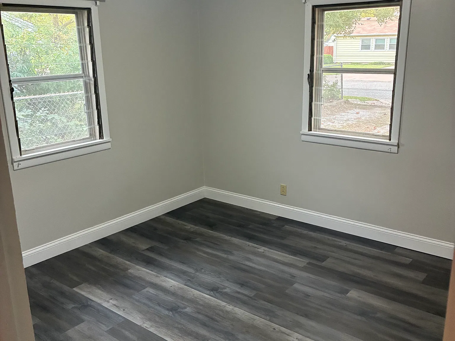 2 bed, 730 sqft, $800 — Photo 2