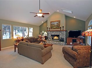 437 Cedar Ridge Dr, Lake Arrowhead, CA 92352