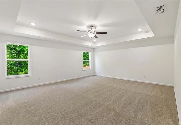 204 Silverleaf Trl — Photo 13