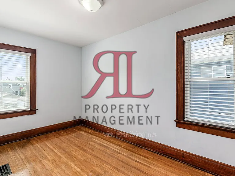 247 E Jenkins Ave — Photo 16