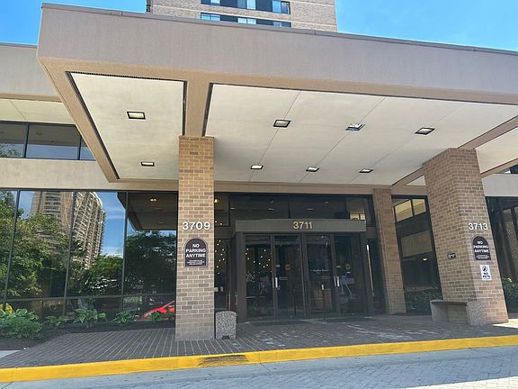 5th image of 3709 S George Mason Dr Unit 216-E