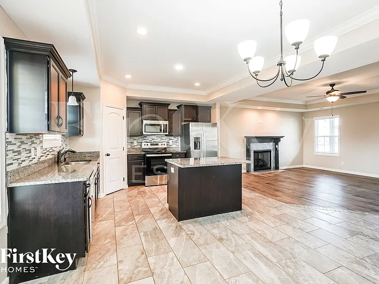 1544 Kestrel Dr — Photo 8