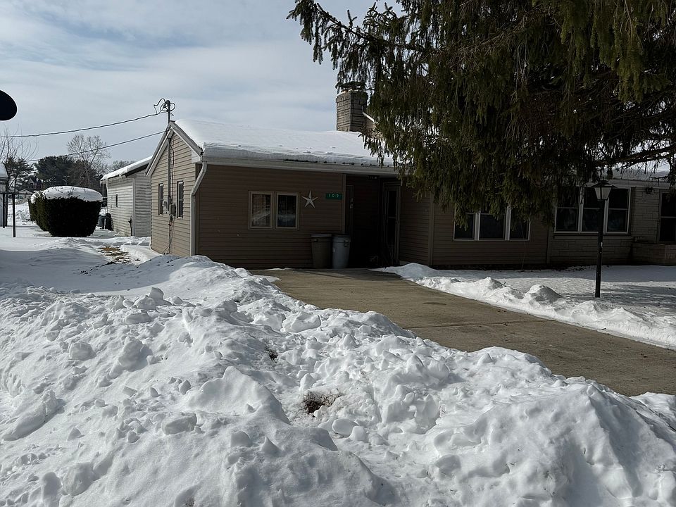 2nd image of 109 N Barbara Dr