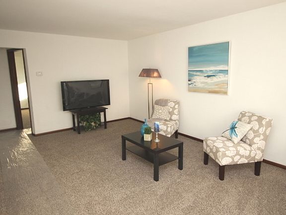 4th image of 311 Paxton Ave