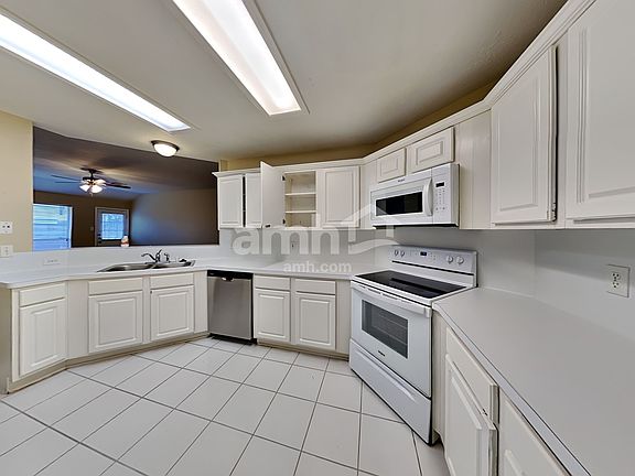 4th image of 19711 Indian Cherry Forest Ln