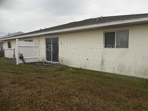 2nd image of 1316 NE 16th Ter