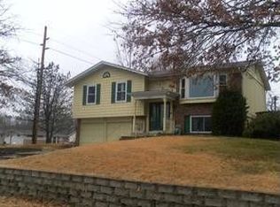 509 Joyce Ann Dr, Ballwin, MO 63021