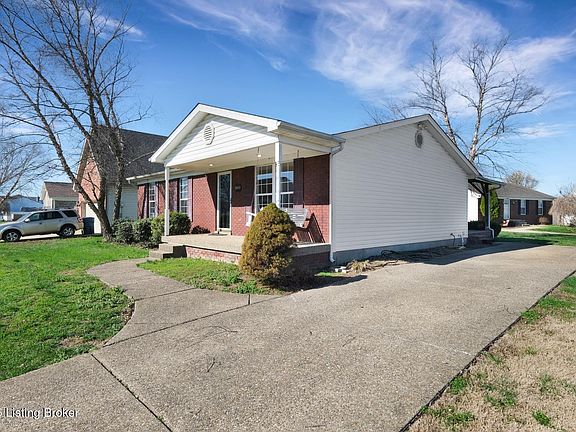 4th image of 8000 Kenhurst Dr