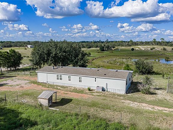 4th image of 713 SULTENFUSS ROAD