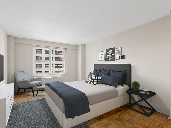 5th image of 69 5th Ave APT 2F