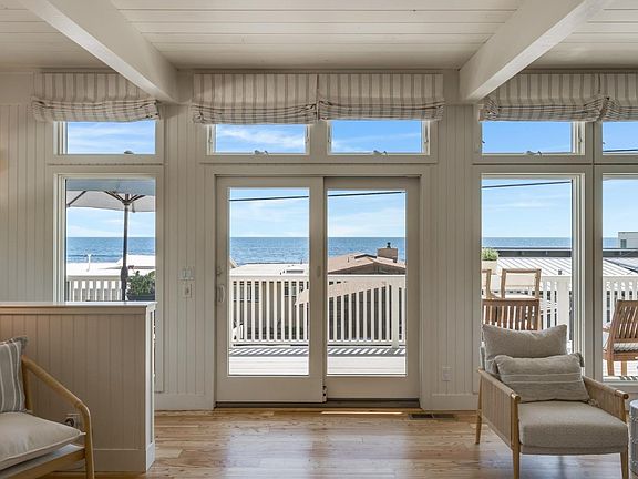 3rd image of 621 Beach Dr