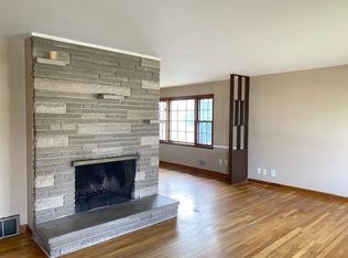 2899 Templeton Rd, Columbus, OH 43209