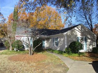 2714 Hillmont Dr #35, Charlotte, NC 28226
