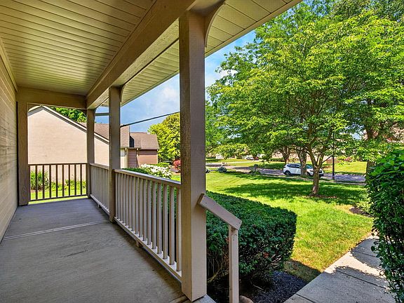 5th image of 700 Andrea Ln