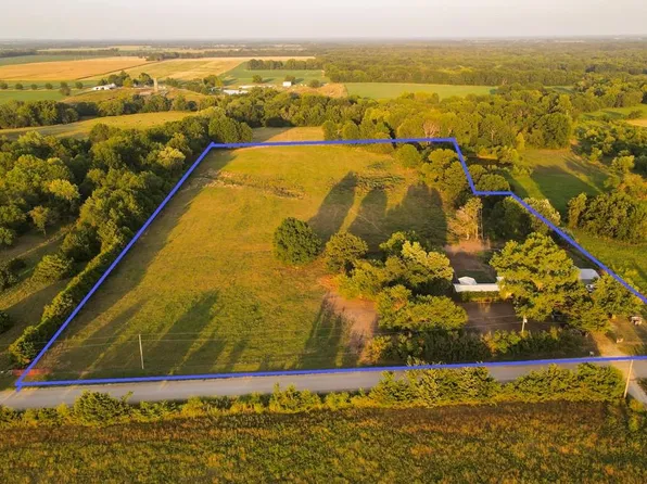 15487 S 2200th Rd, Nevada, MO 64772