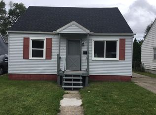 26401 Clancy St, Roseville, MI 48066