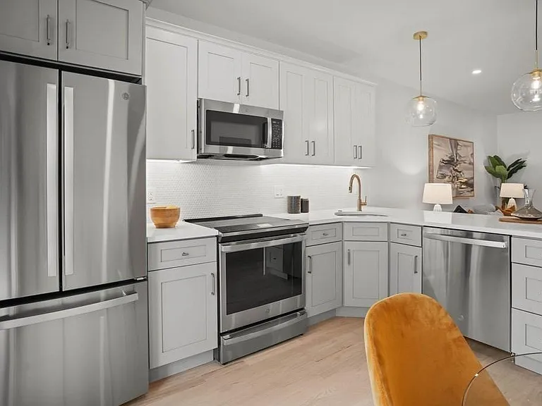 52 Withington St #6 — Photo 7