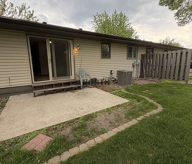 1210 Bridgeport Ln NW — Photo 62