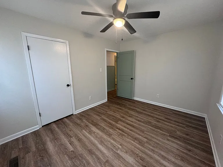 652 Monagan St — Photo 22