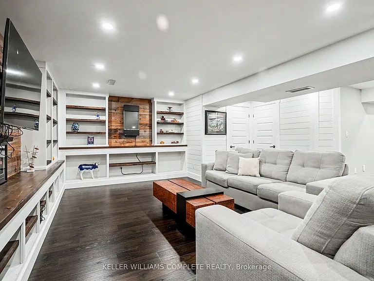 1 Fairgrounds Dr — Photo 30