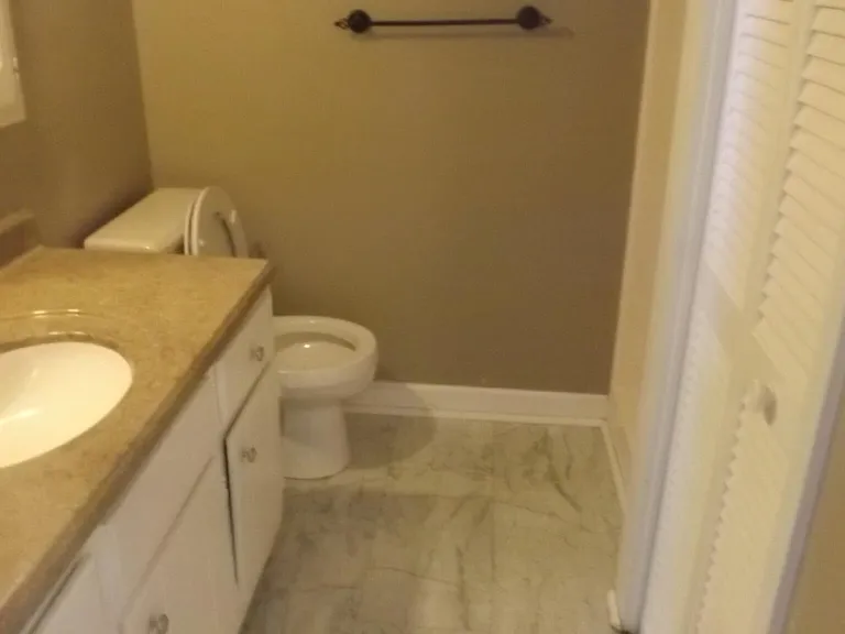 925 Walnut Ave — Photo 10