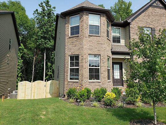 Exterior - Front /w Fence