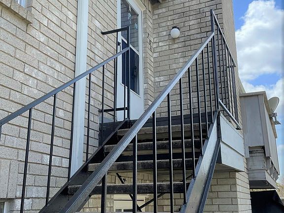 4th image of 9797 Leawood Blvd APT 704