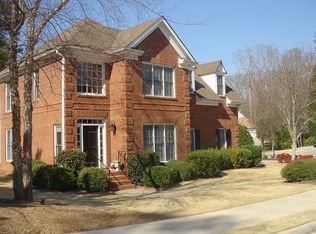 4560 Windsor Park Pl, Sandy Springs, GA 30342