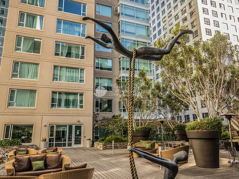 1160 Mission St #1214 — Photo 42