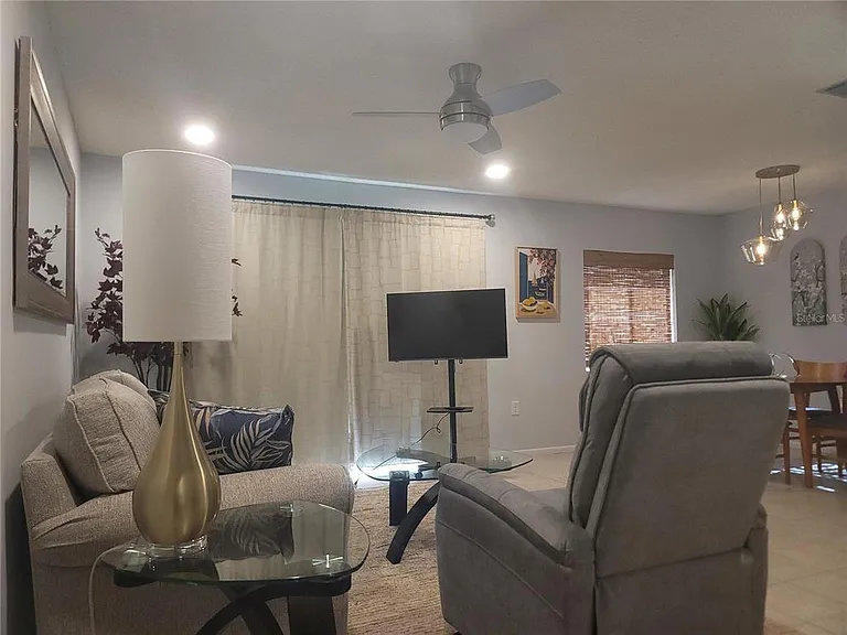4215 E Bay Dr #1508B — Photo 9