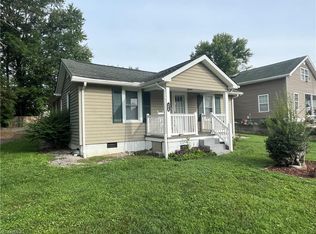 158 Green St, Mount Airy, NC 27030