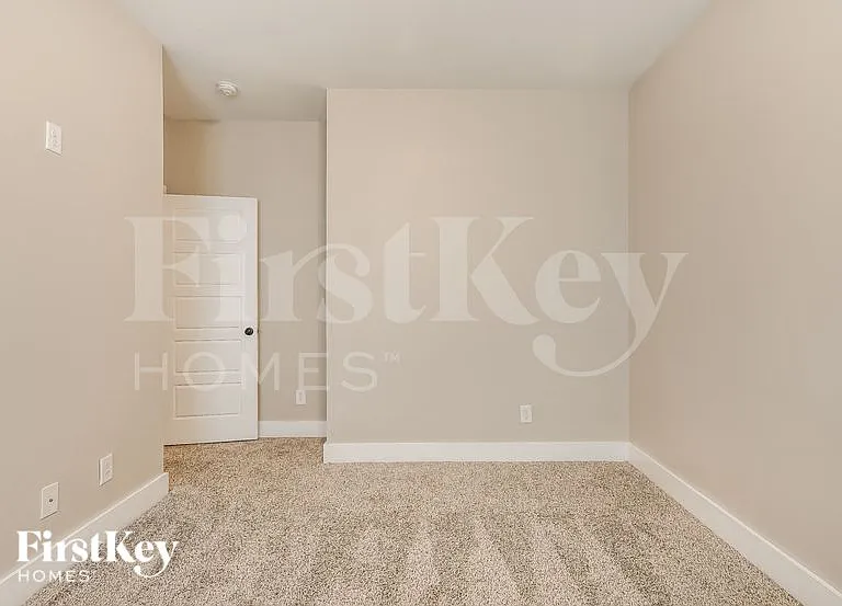4881 Mountain Gap Dr — Photo 13