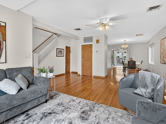 5th image of 26 Mineral Spring Ave