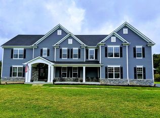 40W945 Prairie Hill Cir, Hampshire, IL 60140