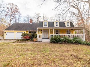 43 Colonial Rd, Madison, CT 06443