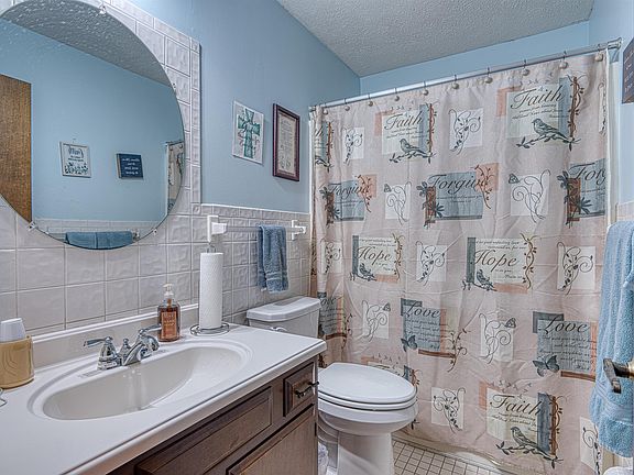 4th image of 7516 E Blackford Ave