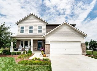 1582 Black Wolf Dr, Lebanon, OH 45036