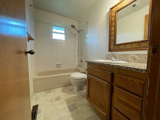 14901 Eagle Dr — Photo 9