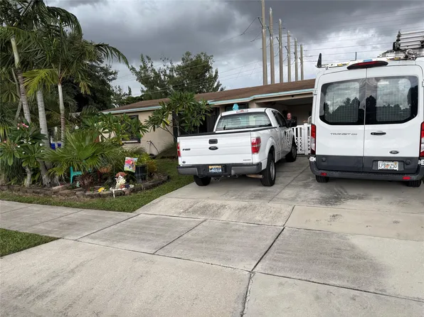 1821 SW 50th Avenue, Fort Lauderdale, FL 33317