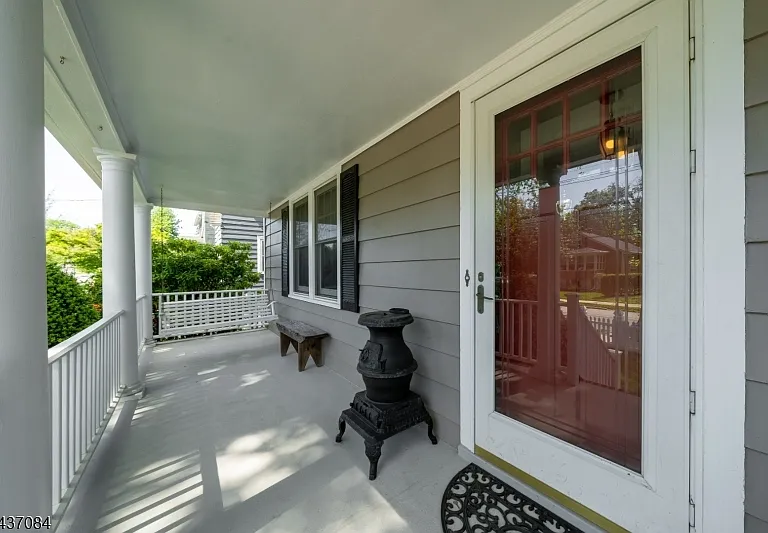 59 N Passaic Ave — Photo 4